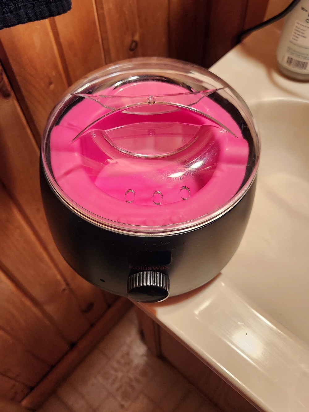 Black Wax Warmer with Bright Pink Interior